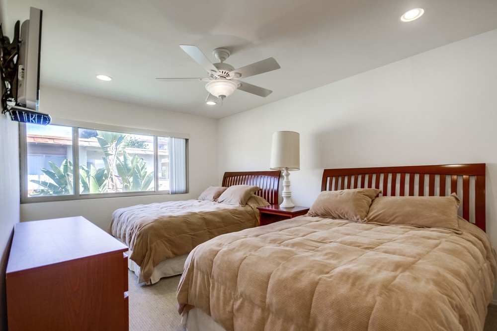 Virtual tour photo 35 of 47 for 6872 Hyde Park Dr