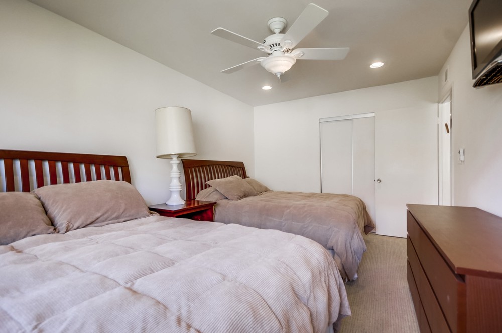 Virtual tour photo 37 of 47 for 6872 Hyde Park Dr