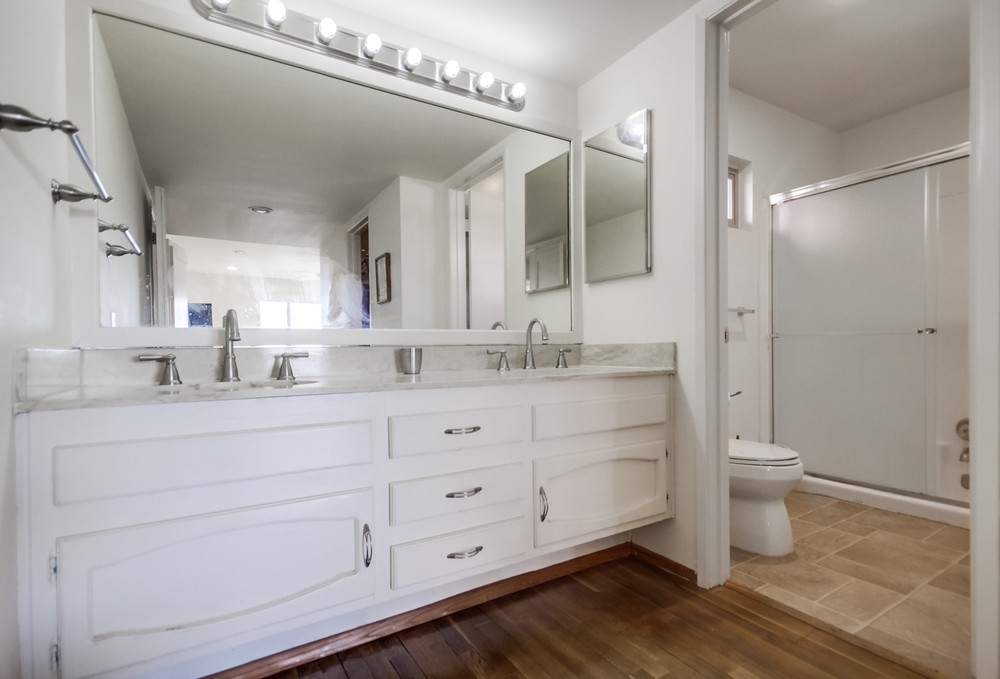 Virtual tour photo 38 of 47 for 6872 Hyde Park Dr