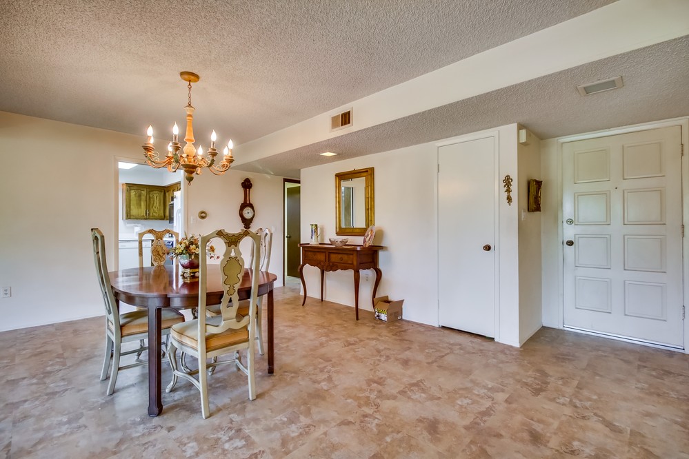 Virtual tour photo 9 of 46 for 6872 Hyde Park Drive