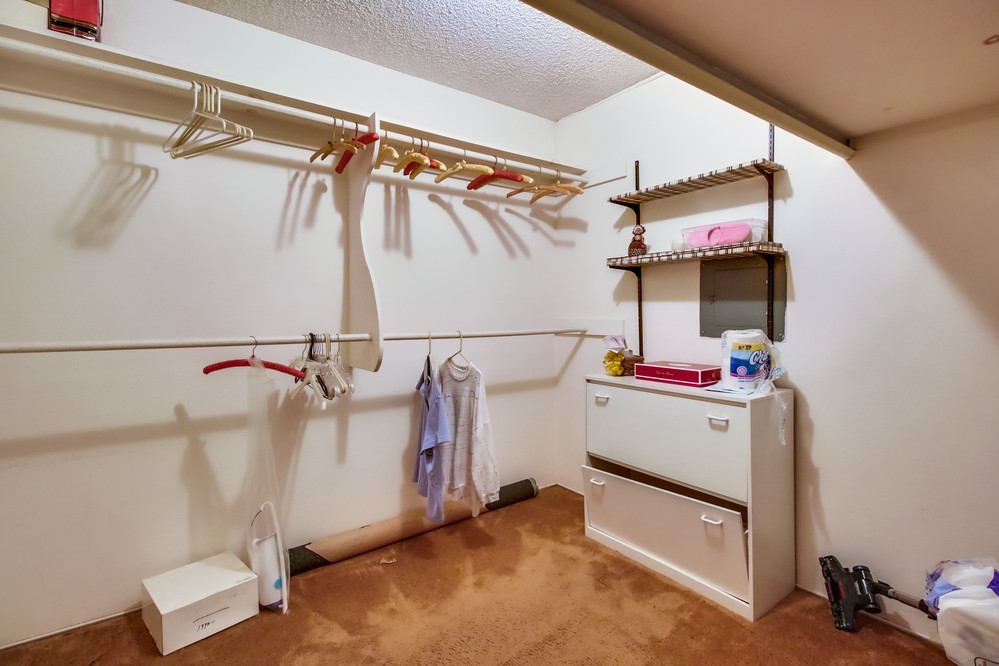Virtual tour photo 29 of 46 for 6872 Hyde Park Drive