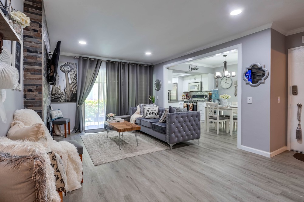 Virtual tour photo 6 of 33 for 6878 Navajo Rd