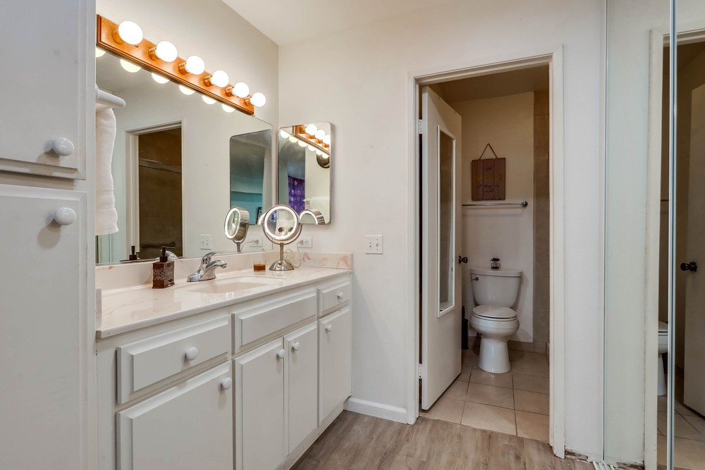 Virtual tour photo 18 of 33 for 6878 Navajo Rd