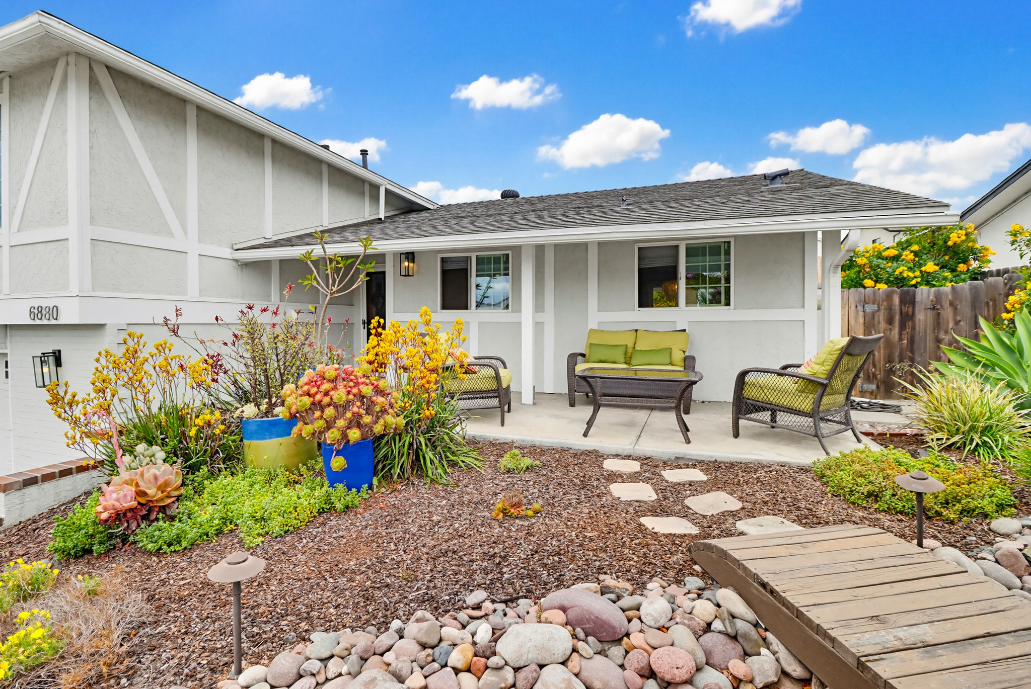 Virtual tour photo 6 of 39 for 6880 Wallsey Dr