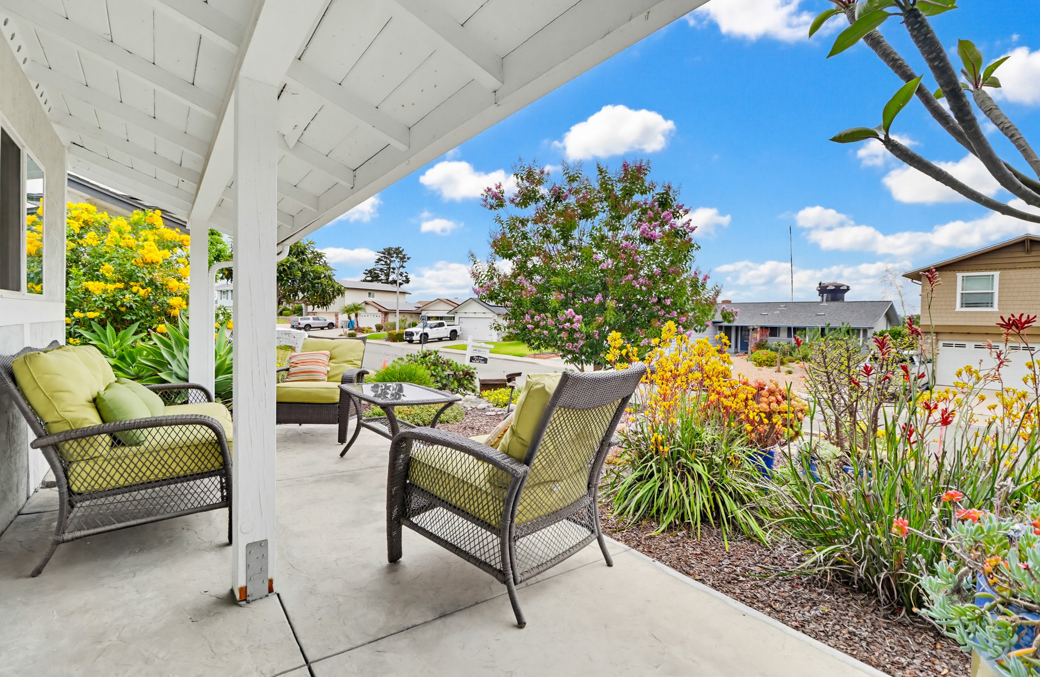 Virtual tour photo 9 of 39 for 6880 Wallsey Dr