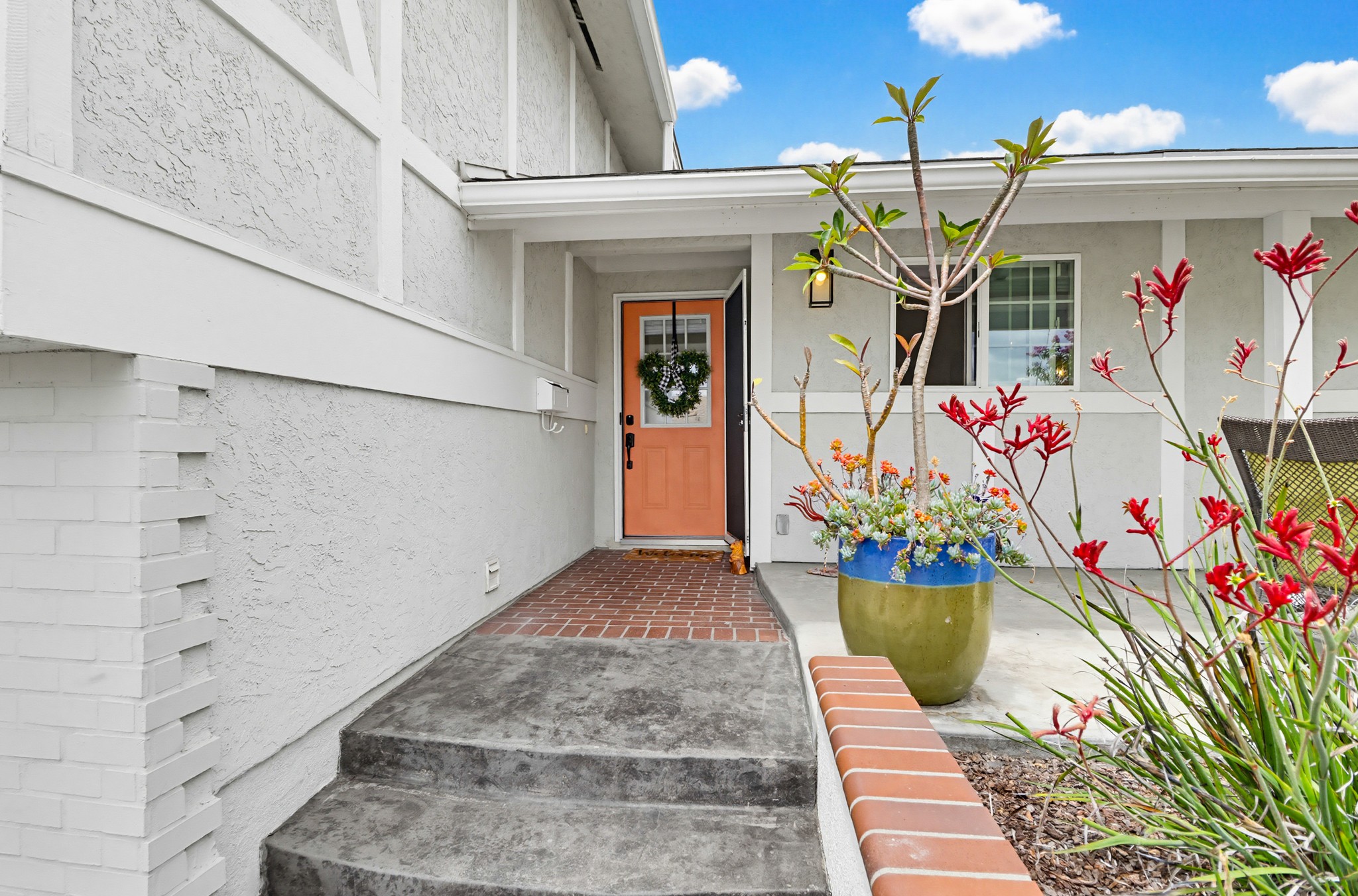 Virtual tour photo 10 of 39 for 6880 Wallsey Dr