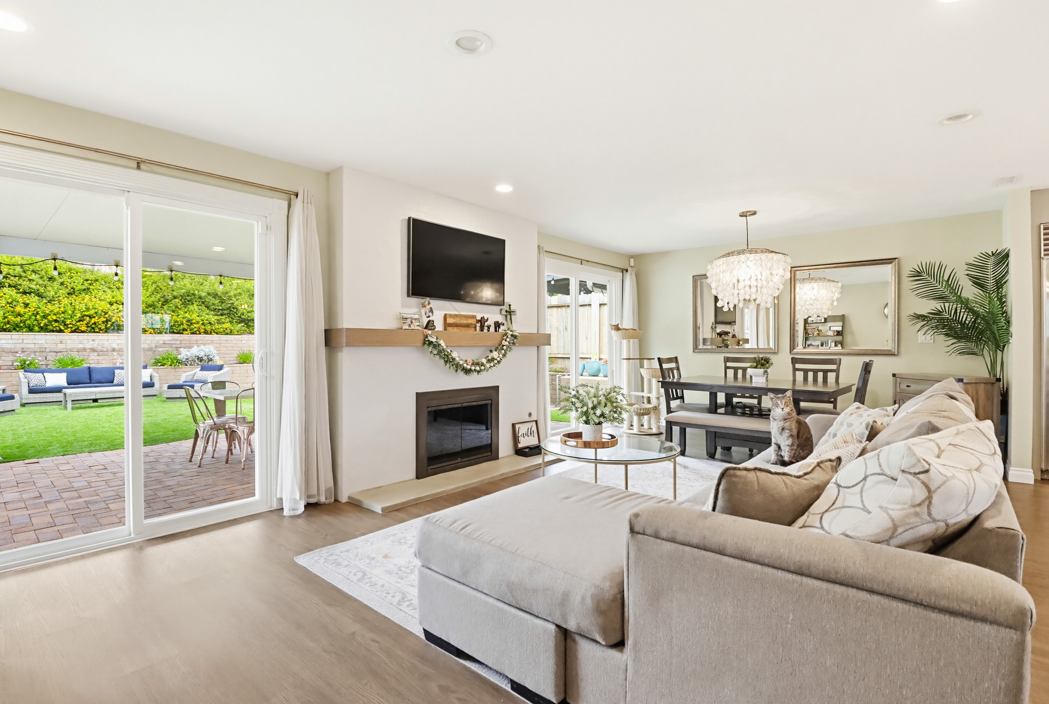 Virtual tour photo 13 of 39 for 6880 Wallsey Dr