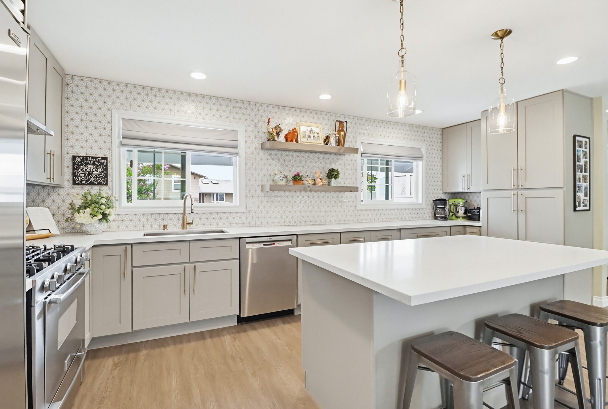 Virtual tour photo 16 of 39 for 6880 Wallsey Dr