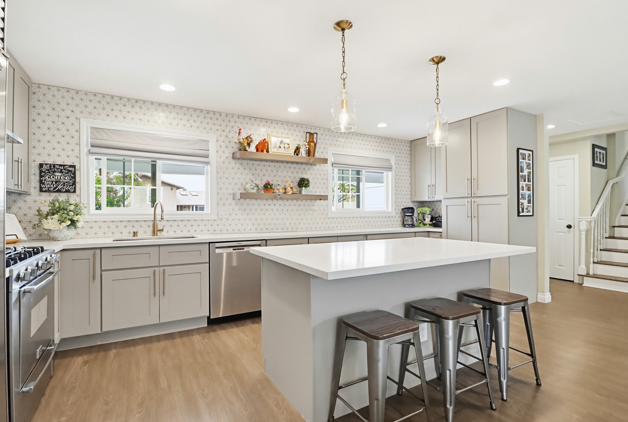 Virtual tour photo 17 of 39 for 6880 Wallsey Dr