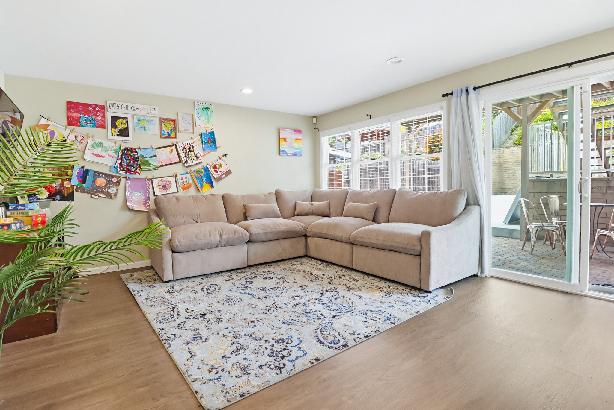 Virtual tour photo 21 of 39 for 6880 Wallsey Dr