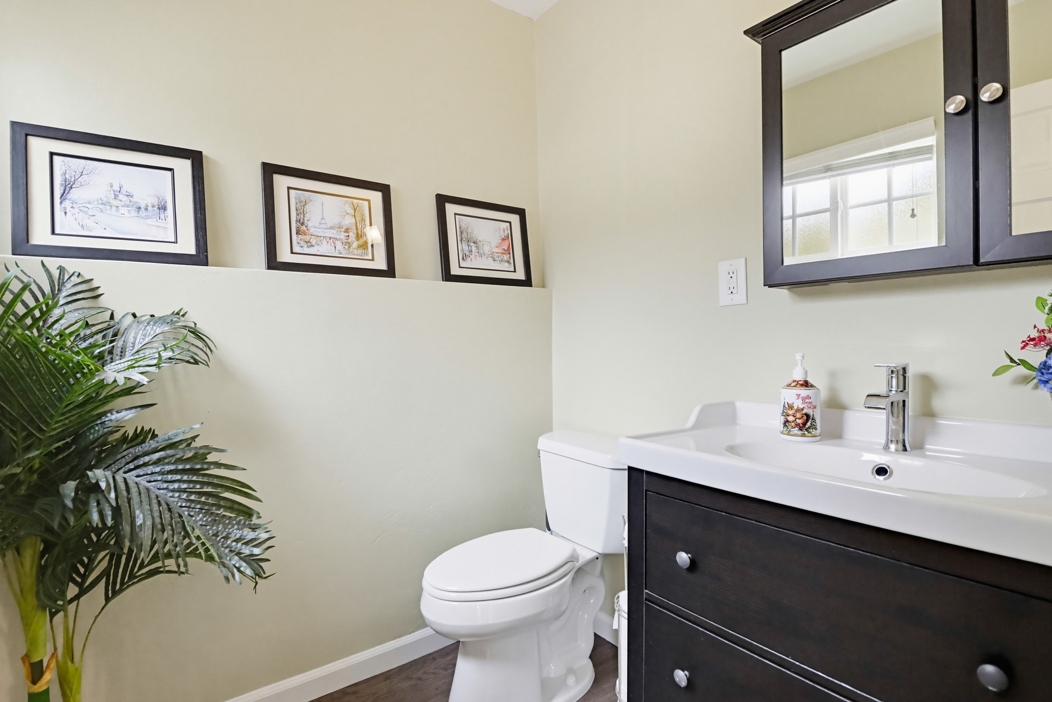 Virtual tour photo 24 of 39 for 6880 Wallsey Dr