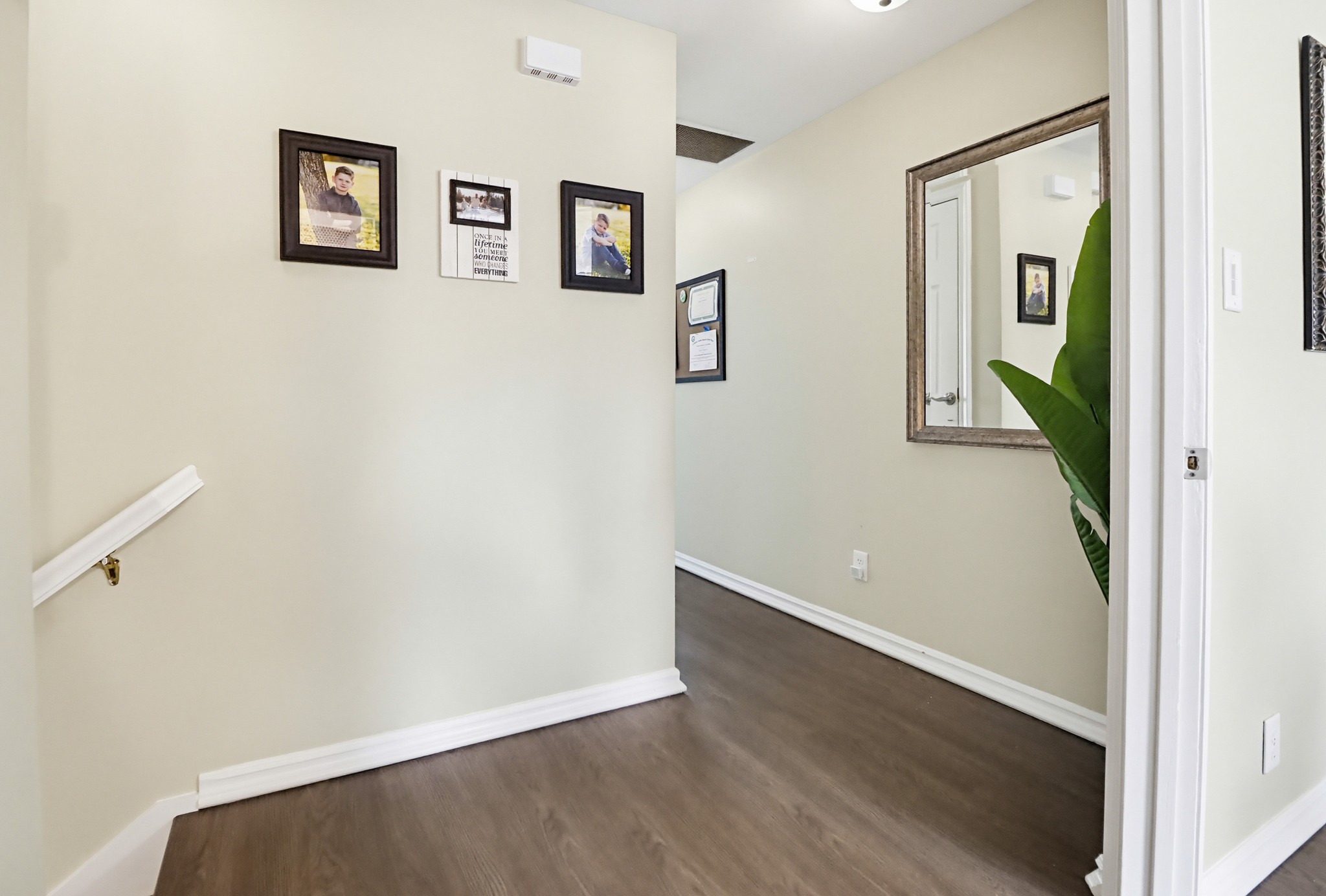 Virtual tour photo 29 of 39 for 6880 Wallsey Dr