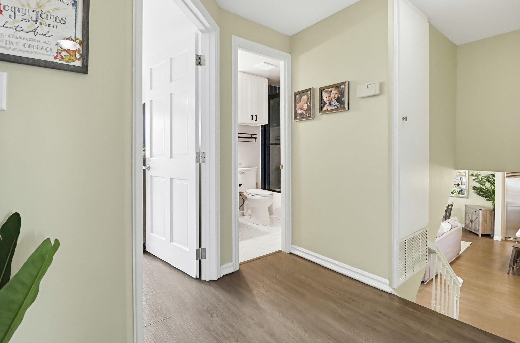 Virtual tour photo 31 of 39 for 6880 Wallsey Dr