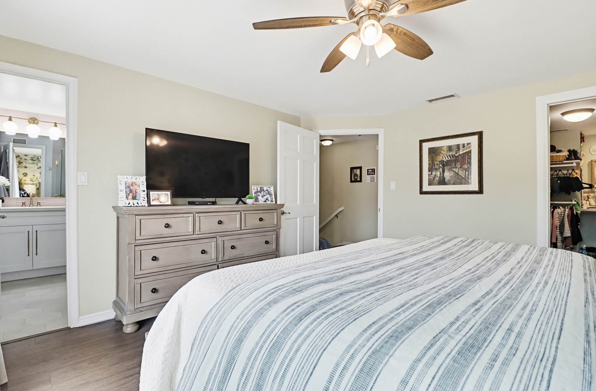 Virtual tour photo 34 of 39 for 6880 Wallsey Dr