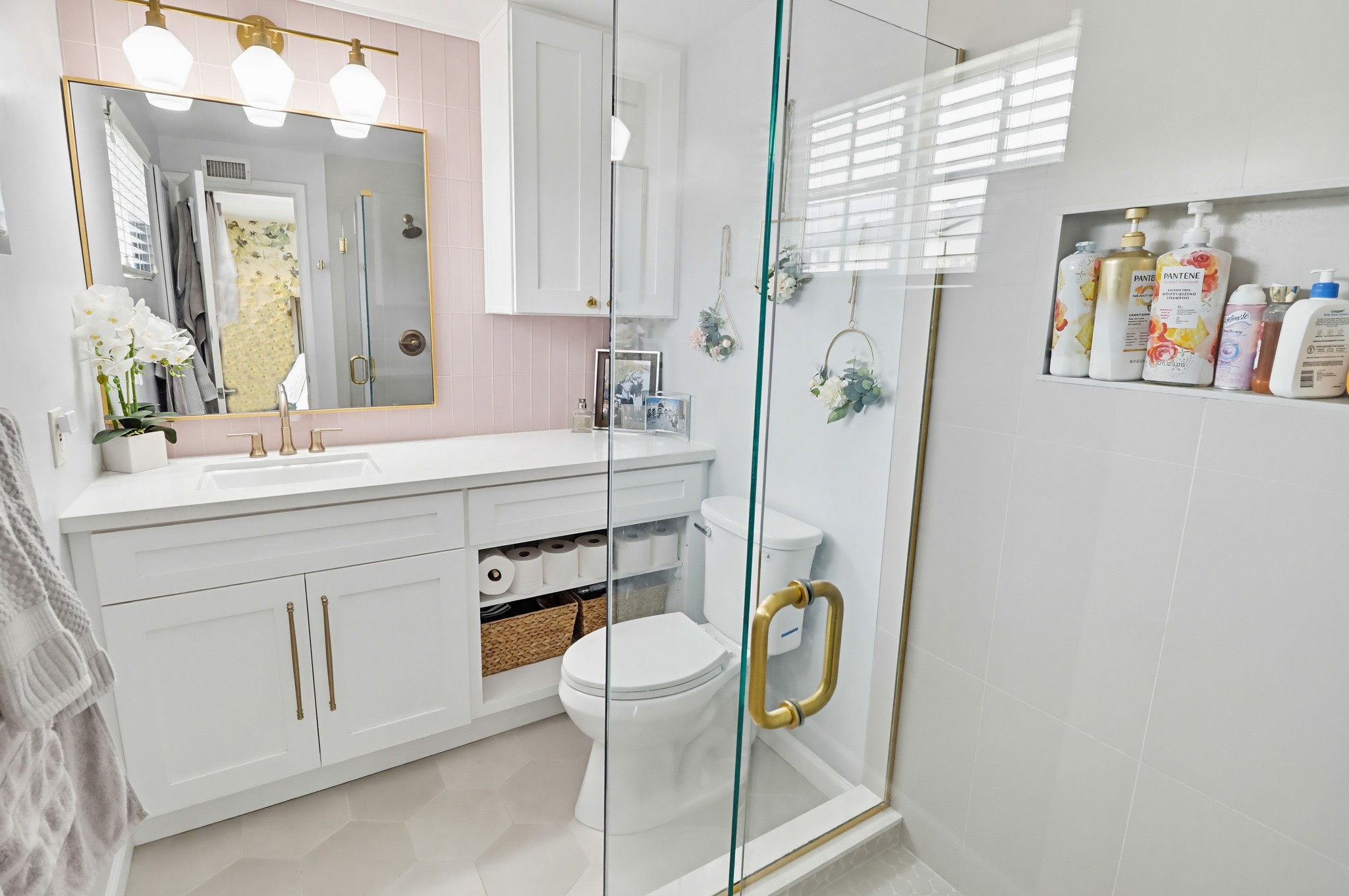 Virtual tour photo 37 of 39 for 6880 Wallsey Dr