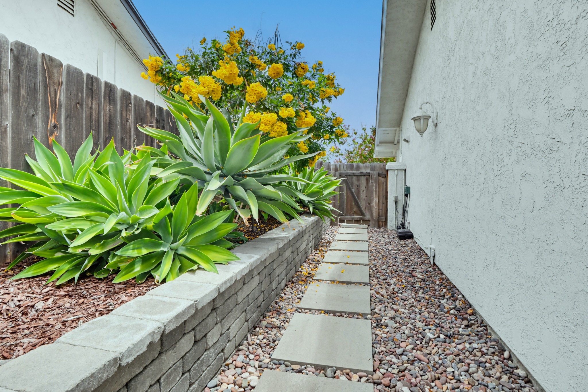 Virtual tour photo 60 of 83 for 6880 Wallsey Dr