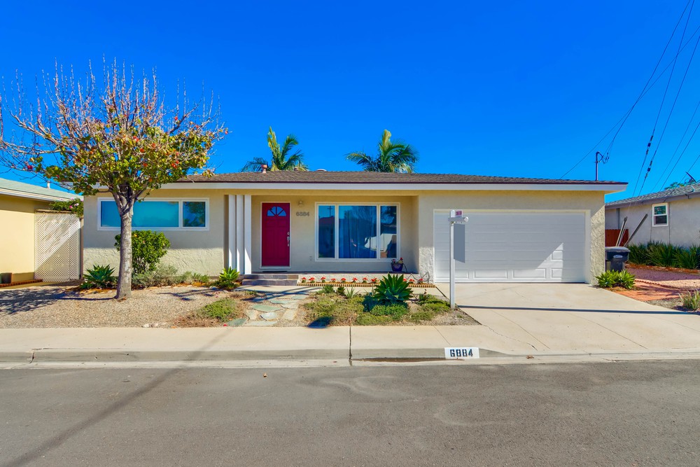 Virtual tour photo 1 of 6 for 6884 Julie St