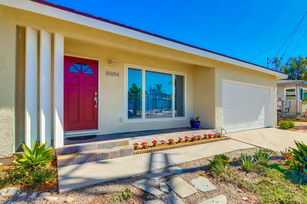 Virtual tour photo 7 of 6 for 6884 Julie St