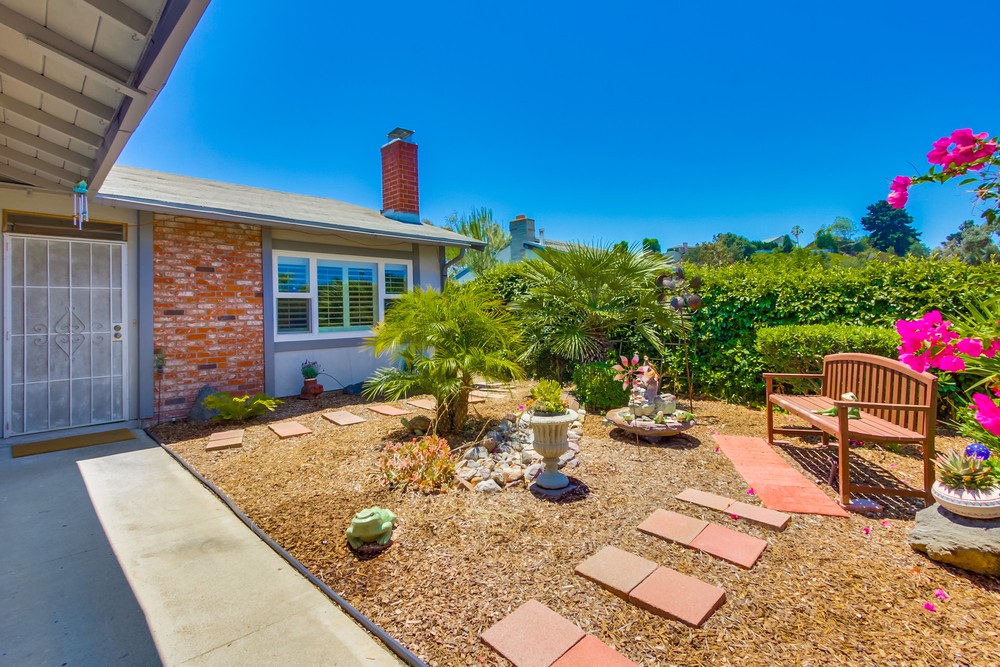 Virtual tour photo 6 of 36 for 6885 Lipmann St