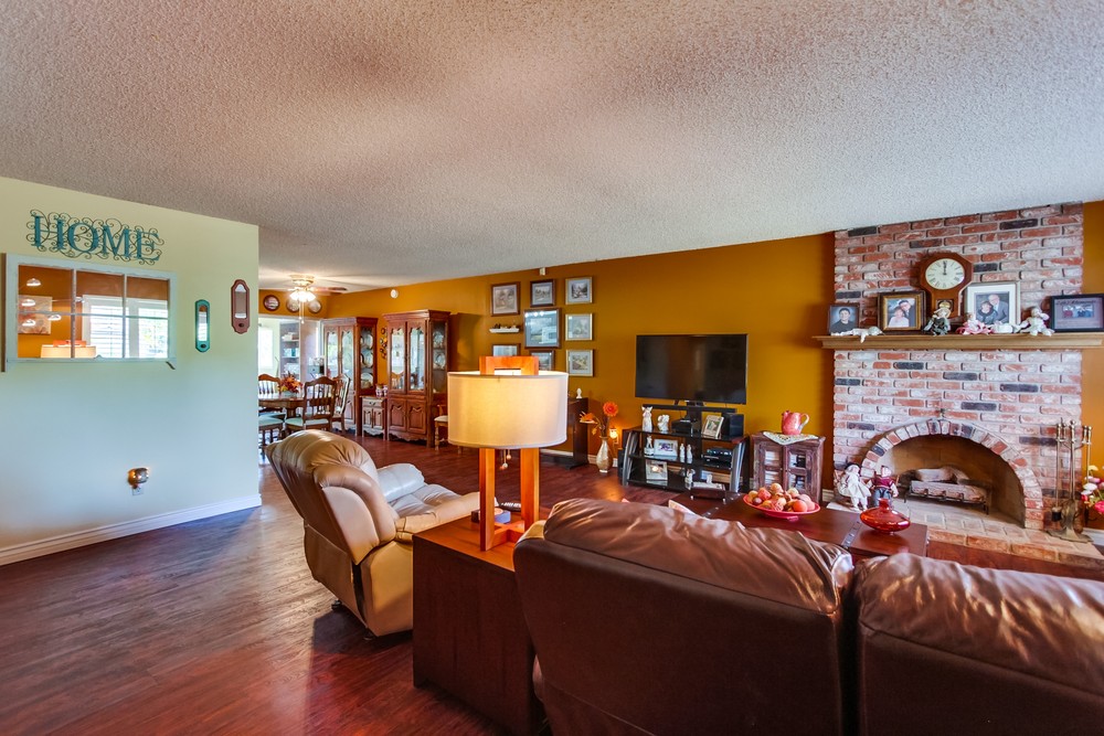 Virtual tour photo 9 of 36 for 6885 Lipmann St