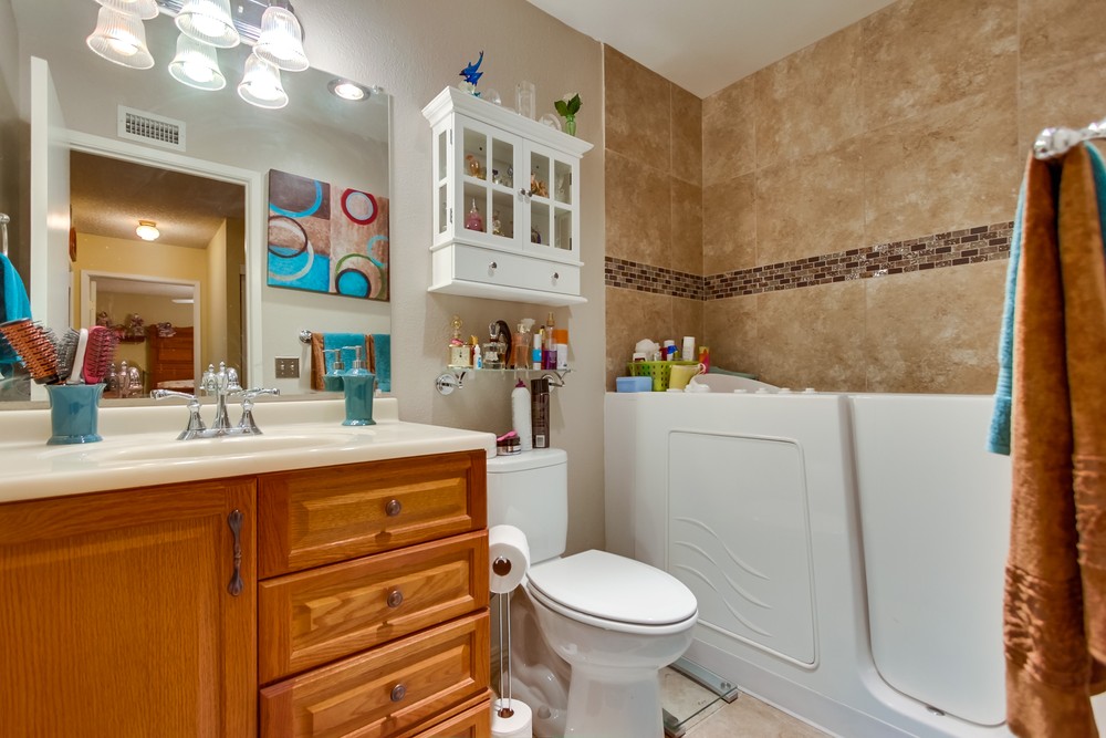 Virtual tour photo 29 of 36 for 6885 Lipmann St