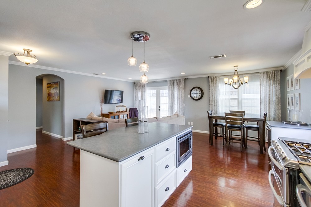 Virtual tour photo 12 of 38 for 6891 50th St