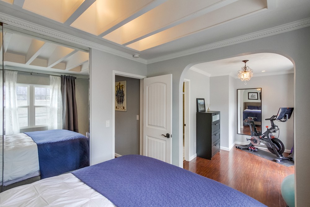 Virtual tour photo 17 of 38 for 6891 50th St