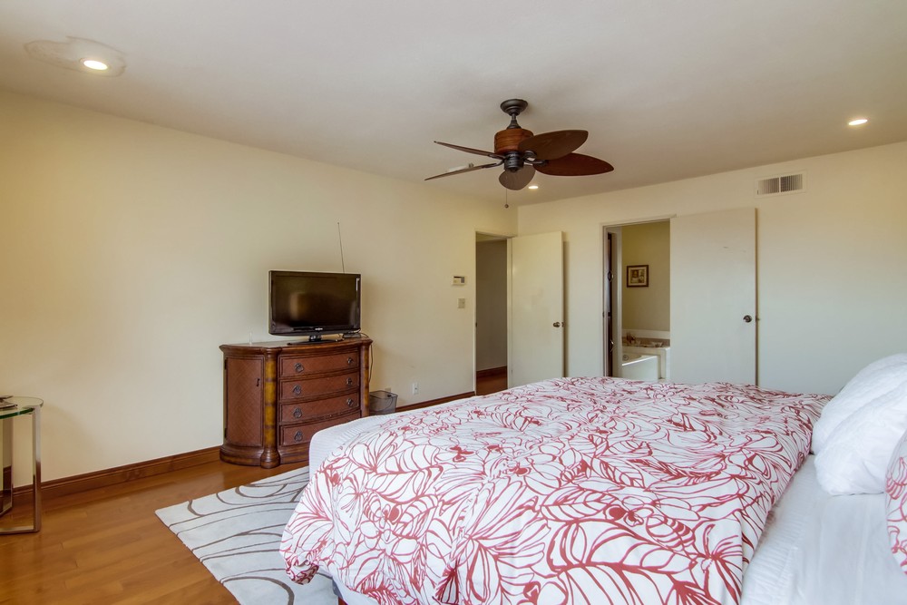 Virtual tour photo 43 of 64 for 6906 Camino Revueltos