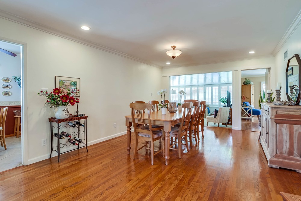 Virtual tour photo 7 of 38 for 6909 Glenroy St
