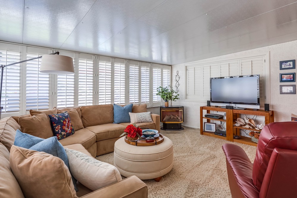 Virtual tour photo 11 of 38 for 6909 Glenroy St