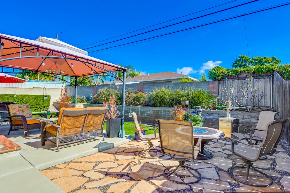 Virtual tour photo 32 of 38 for 6909 Glenroy St