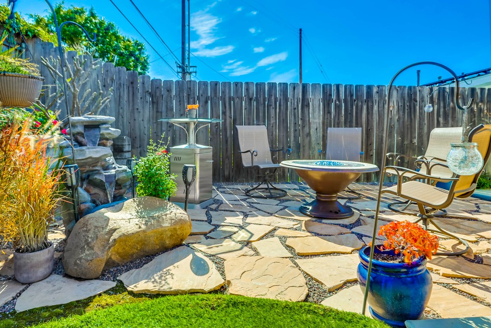 Virtual tour photo 34 of 38 for 6909 Glenroy St
