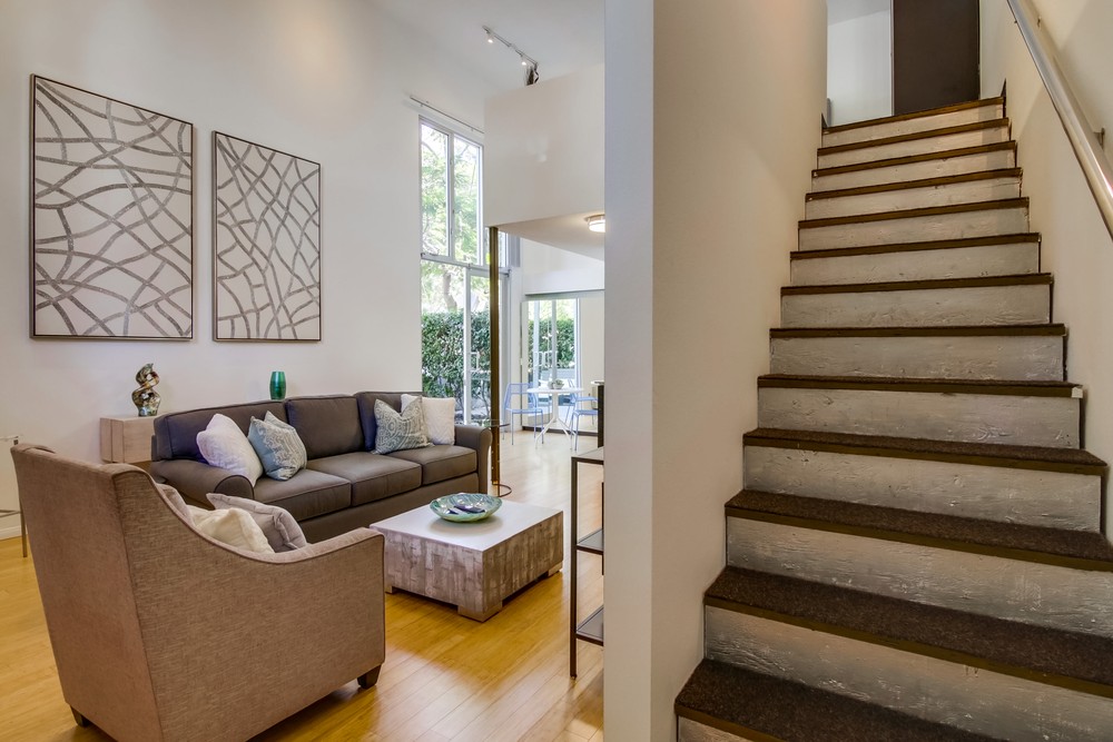 Virtual tour photo 18 of 30 for 691 W Cedar St