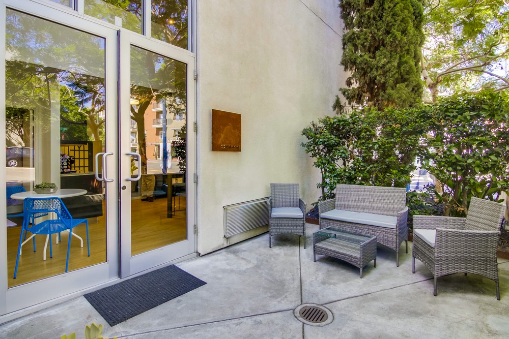 Virtual tour photo 25 of 30 for 691 W Cedar St