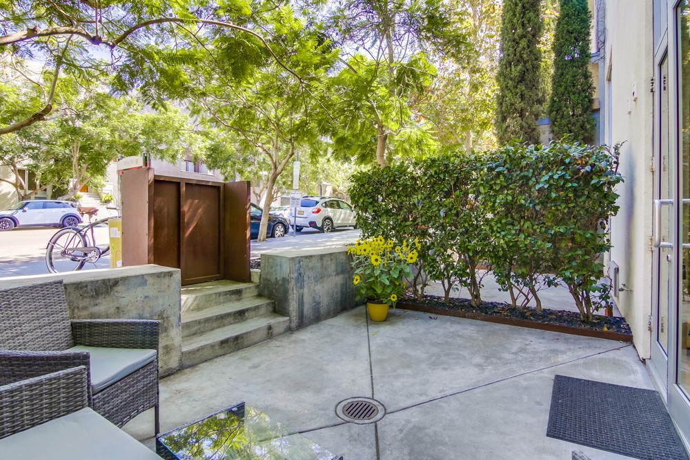Virtual tour photo 26 of 30 for 691 W Cedar St