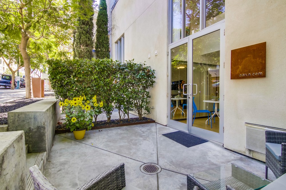Virtual tour photo 27 of 30 for 691 W Cedar St