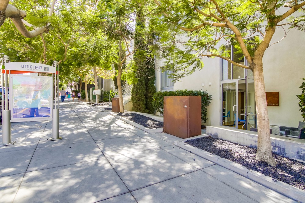 Virtual tour photo 28 of 30 for 691 W Cedar St
