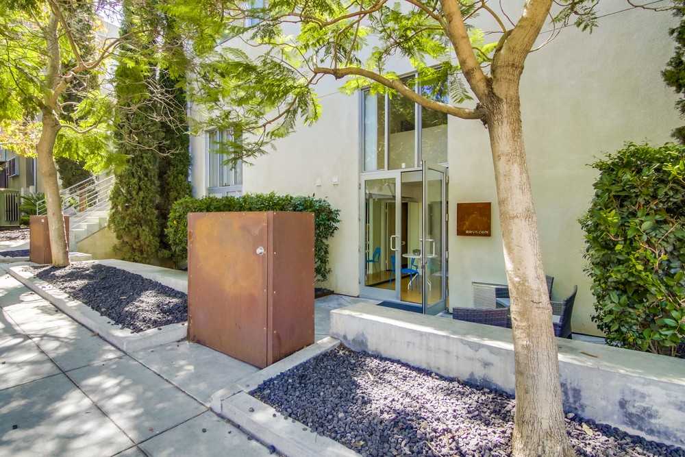 Virtual tour photo 29 of 30 for 691 W Cedar St