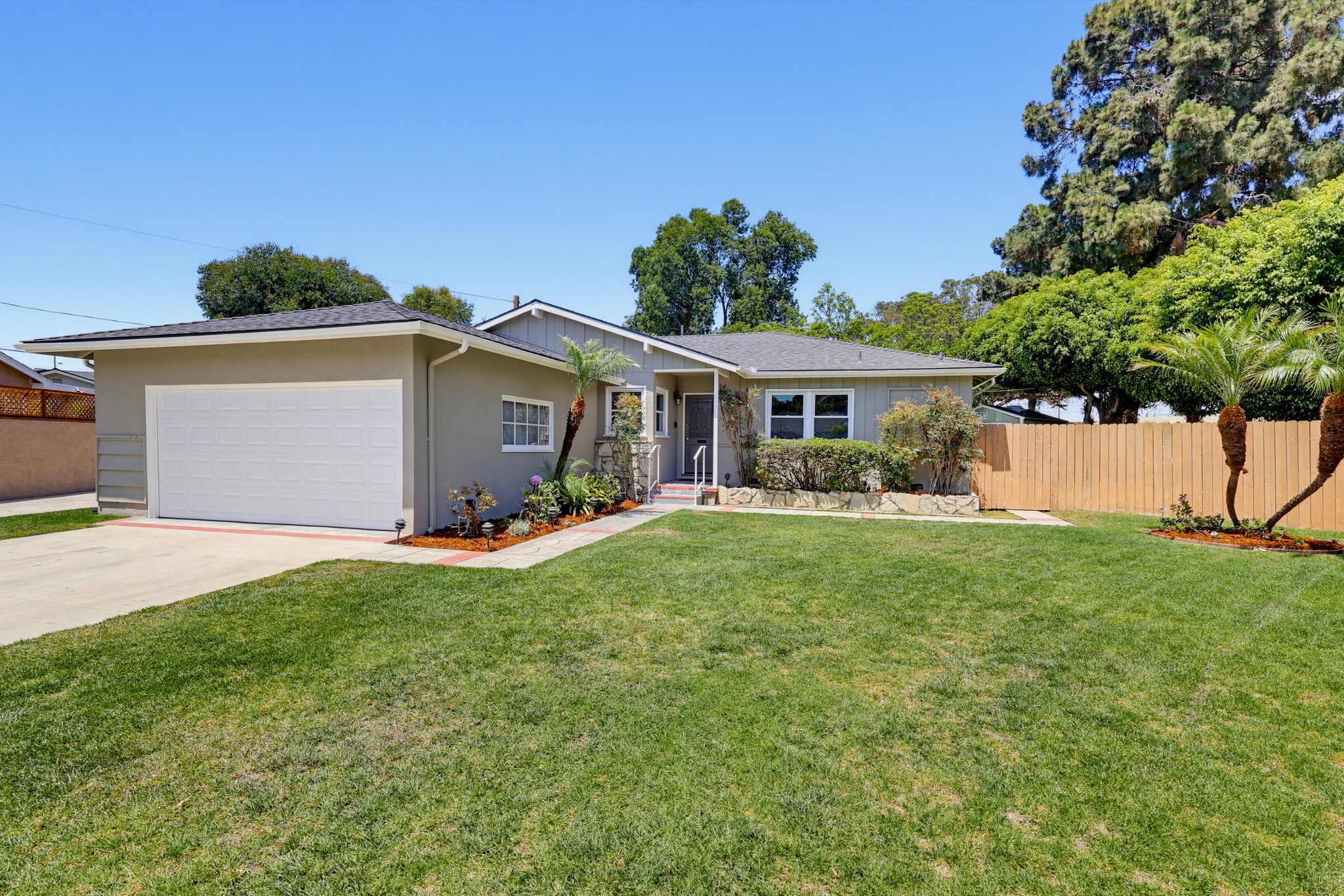 Virtual tour photo 5 of 93 for 6911 E Septimo St