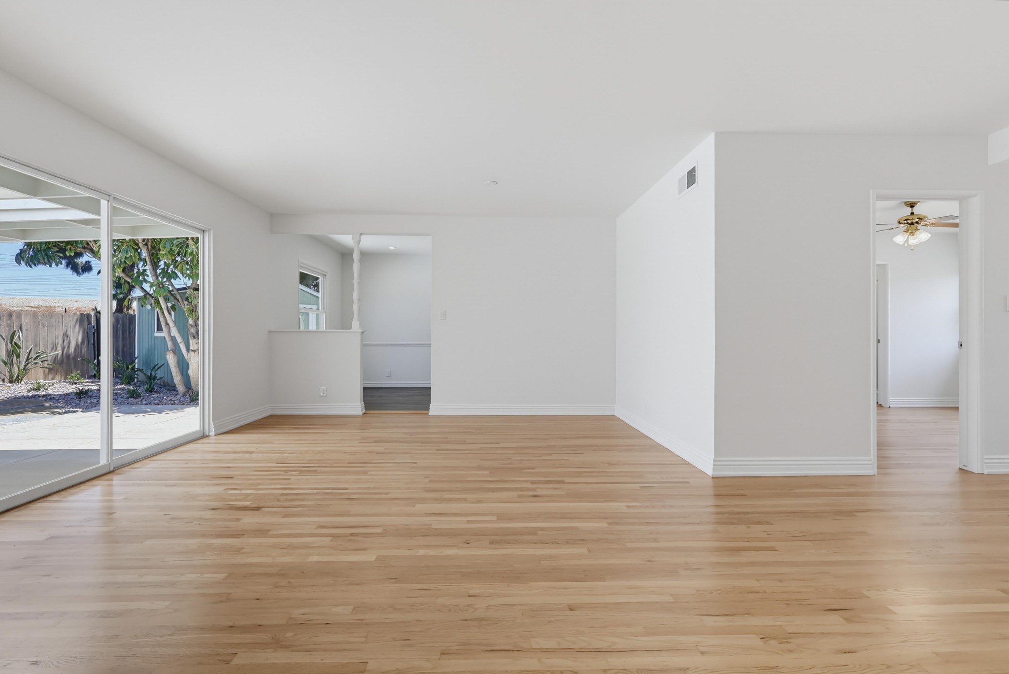 Virtual tour photo 15 of 93 for 6911 E Septimo St
