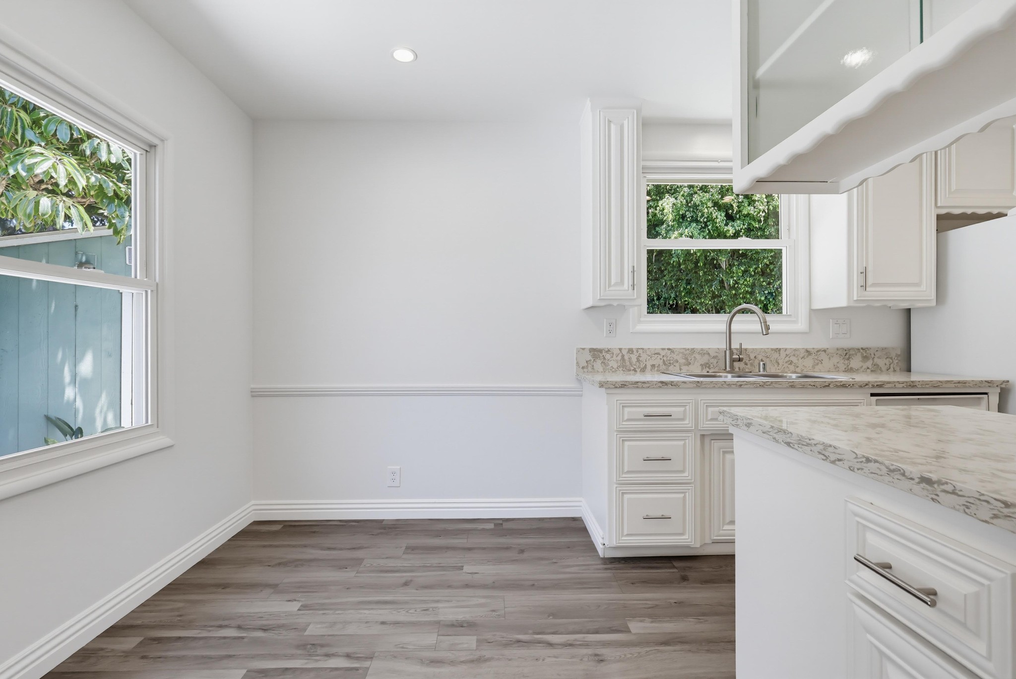Virtual tour photo 23 of 93 for 6911 E Septimo St