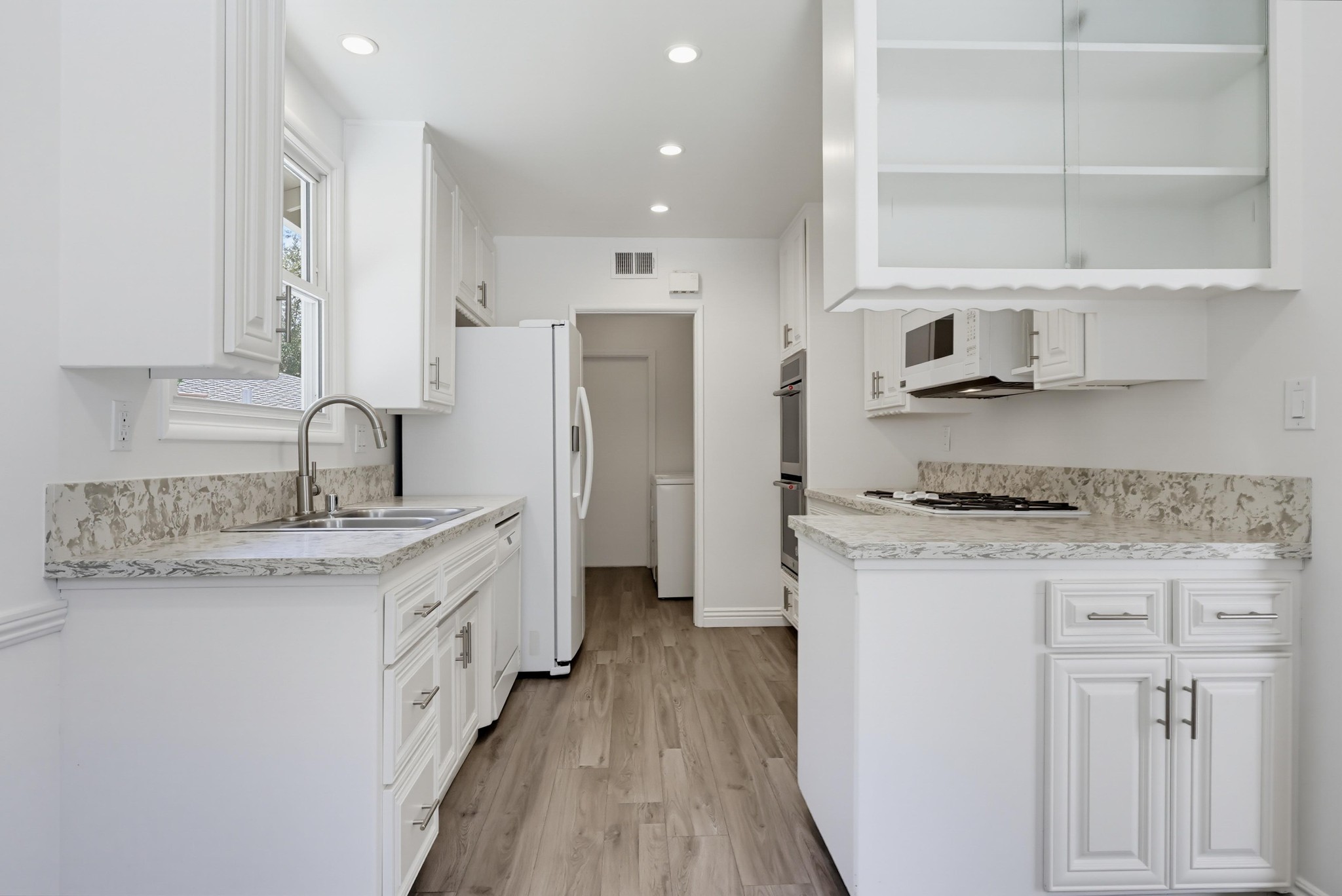 Virtual tour photo 26 of 93 for 6911 E Septimo St