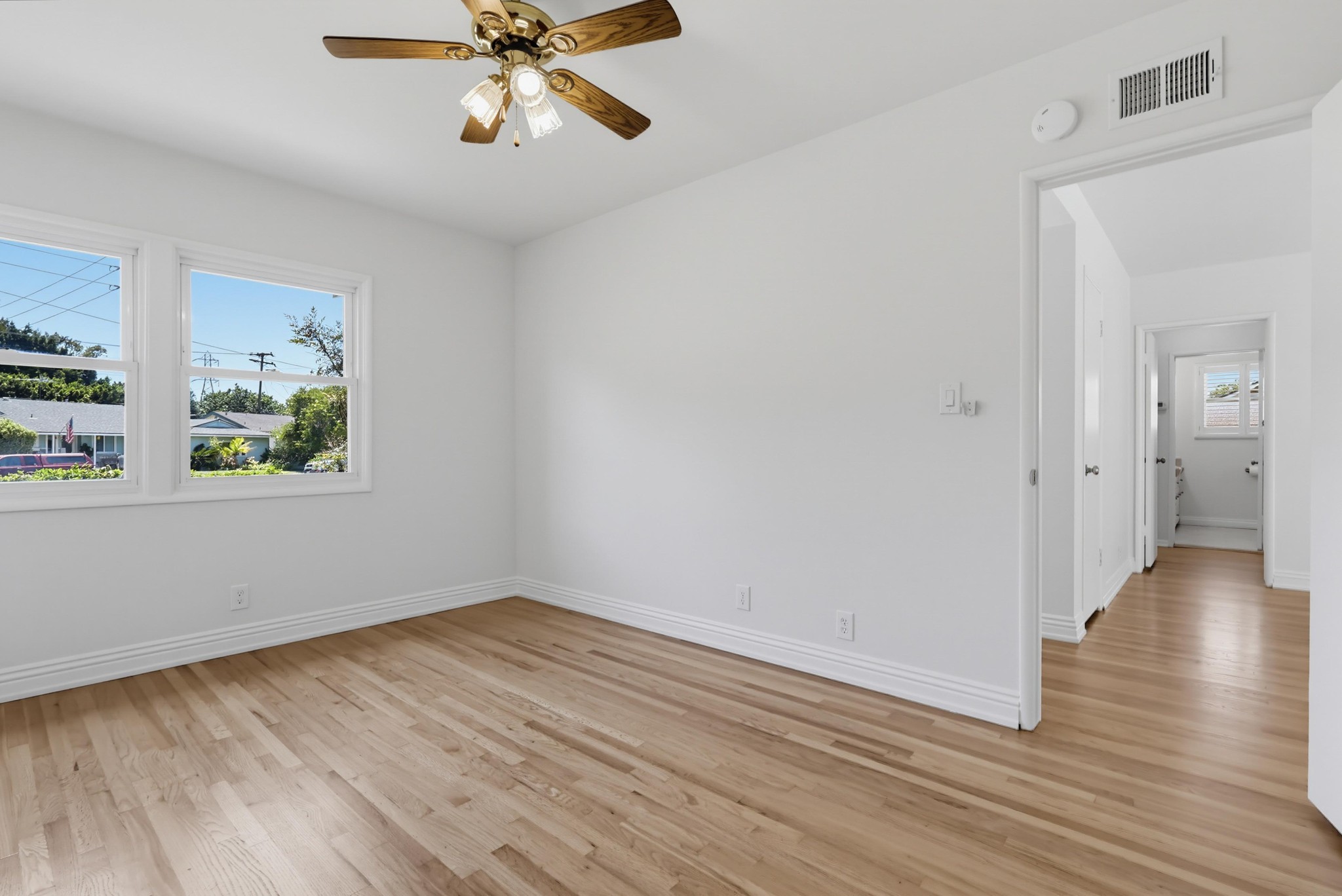 Virtual tour photo 42 of 93 for 6911 E Septimo St