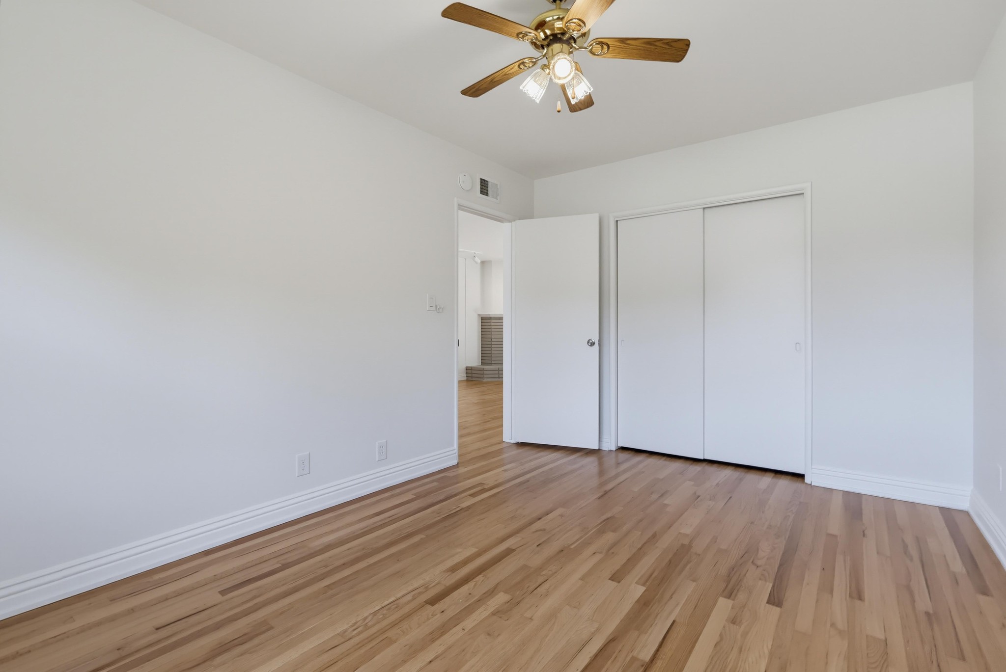 Virtual tour photo 43 of 93 for 6911 E Septimo St