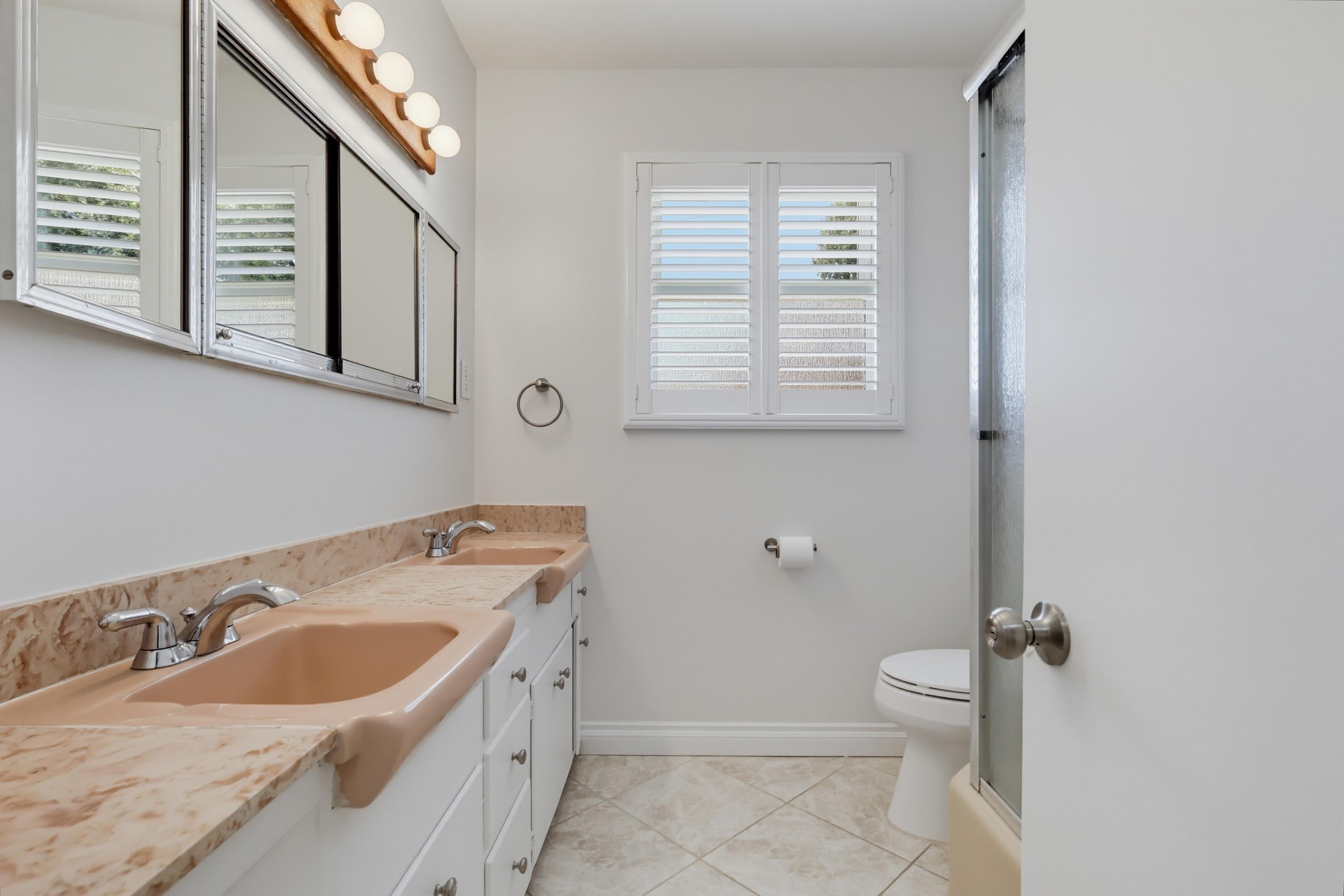 Virtual tour photo 47 of 93 for 6911 E Septimo St