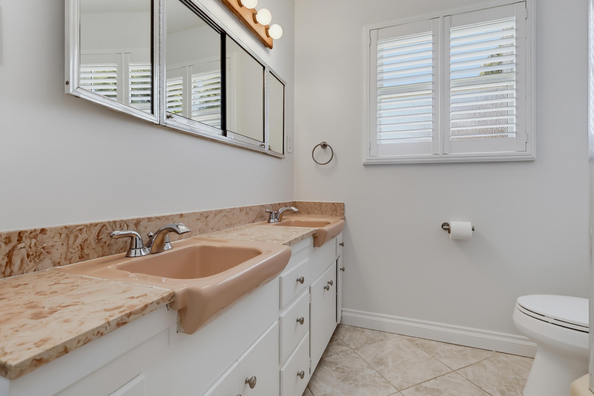 Virtual tour photo 48 of 93 for 6911 E Septimo St