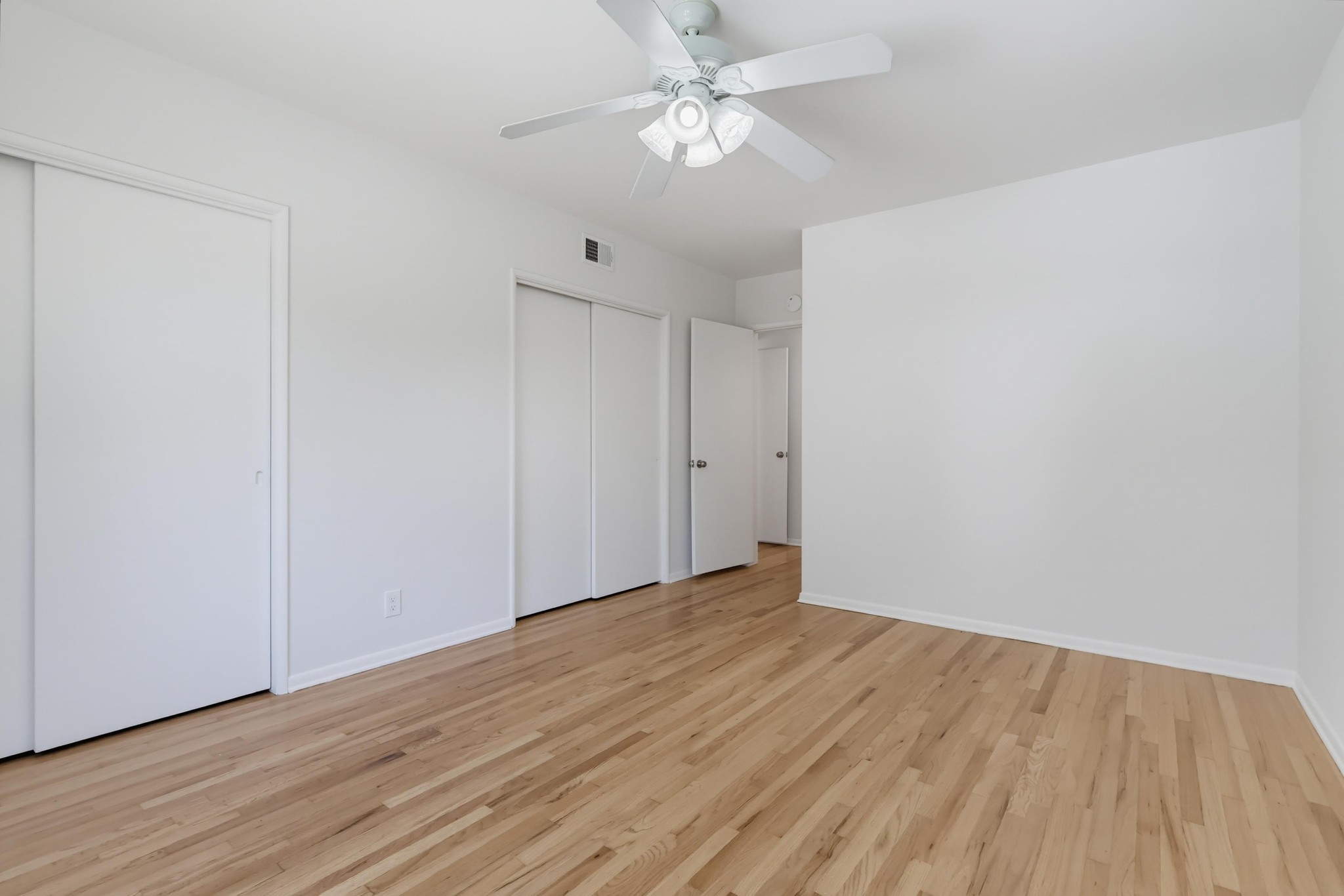 Virtual tour photo 52 of 93 for 6911 E Septimo St