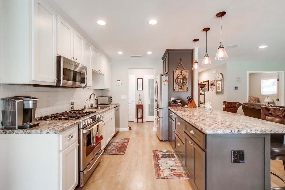 Virtual tour photo 12 of 40 for 6916 Cowles Mountain Blvd