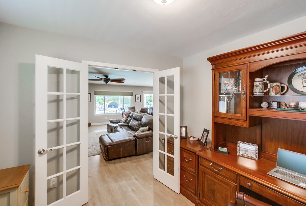 Virtual tour photo 16 of 40 for 6916 Cowles Mountain Blvd