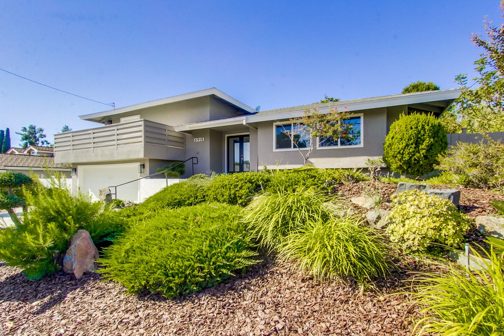 Virtual tour photo 5 of 58 for 6918 Glenflora Ave